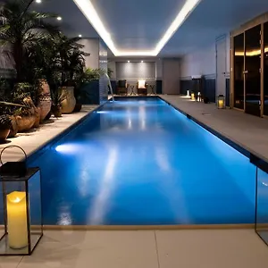 Hotel Montecristo, Paris